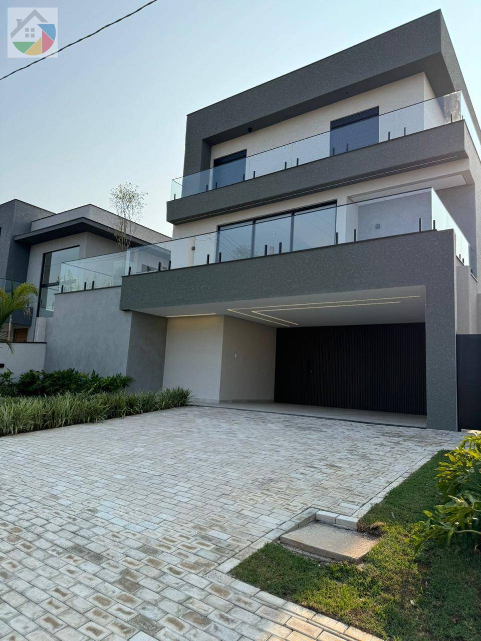 Casa no Condomínio Shamballa III - Studio House Imóveis  - Negócios Imobiliários