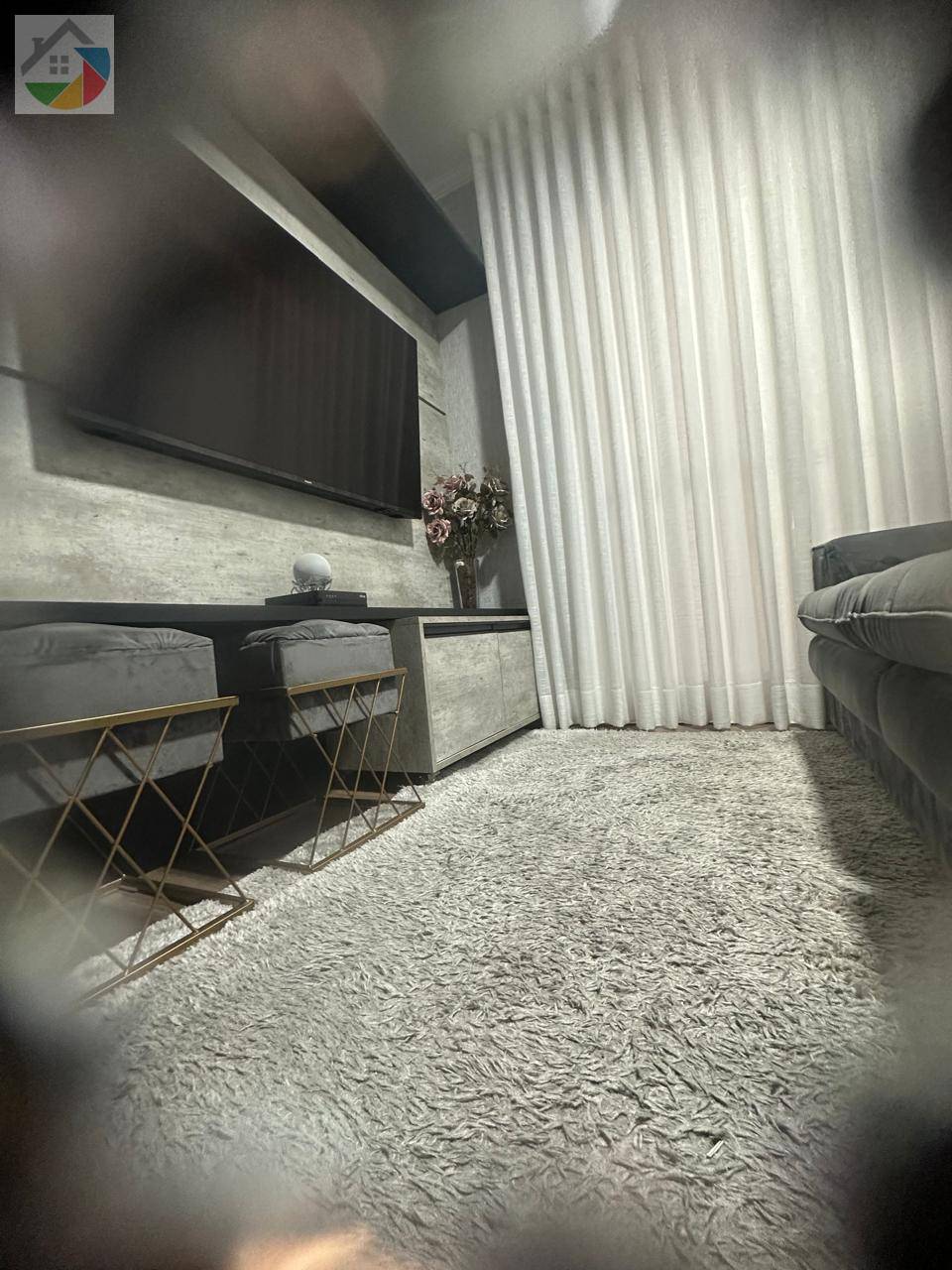 Cidade Maia - Praça - Studio House Imóveis  - Negócios Imobiliários