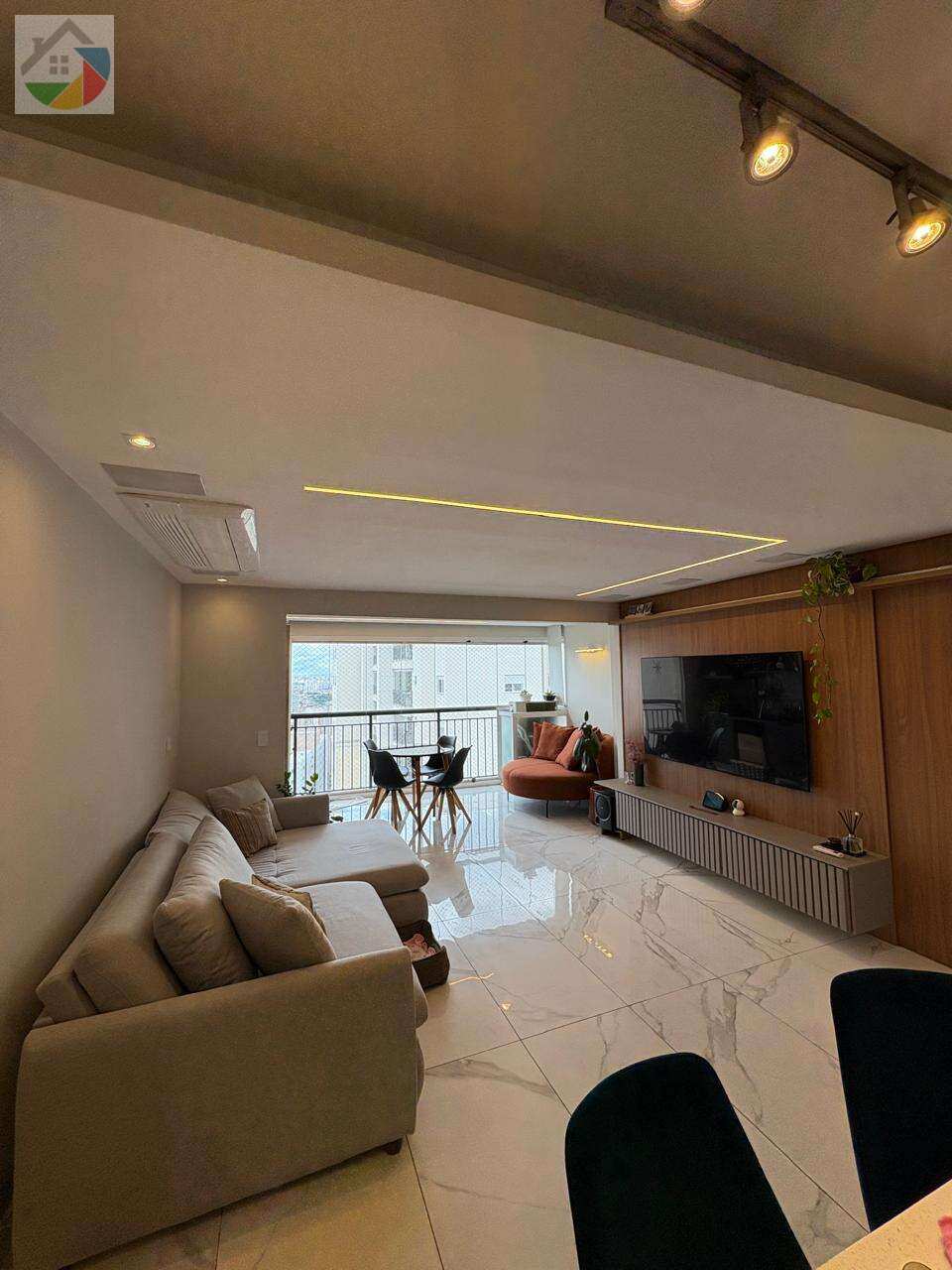 Cidade Maia - Praça - Studio House Imóveis  - Negócios Imobiliários