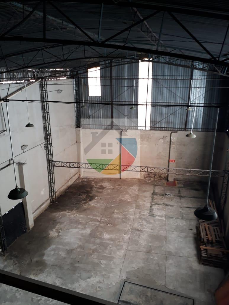 Galpão na Vila Augusta - Studio House Imóveis  - Negócios Imobiliários